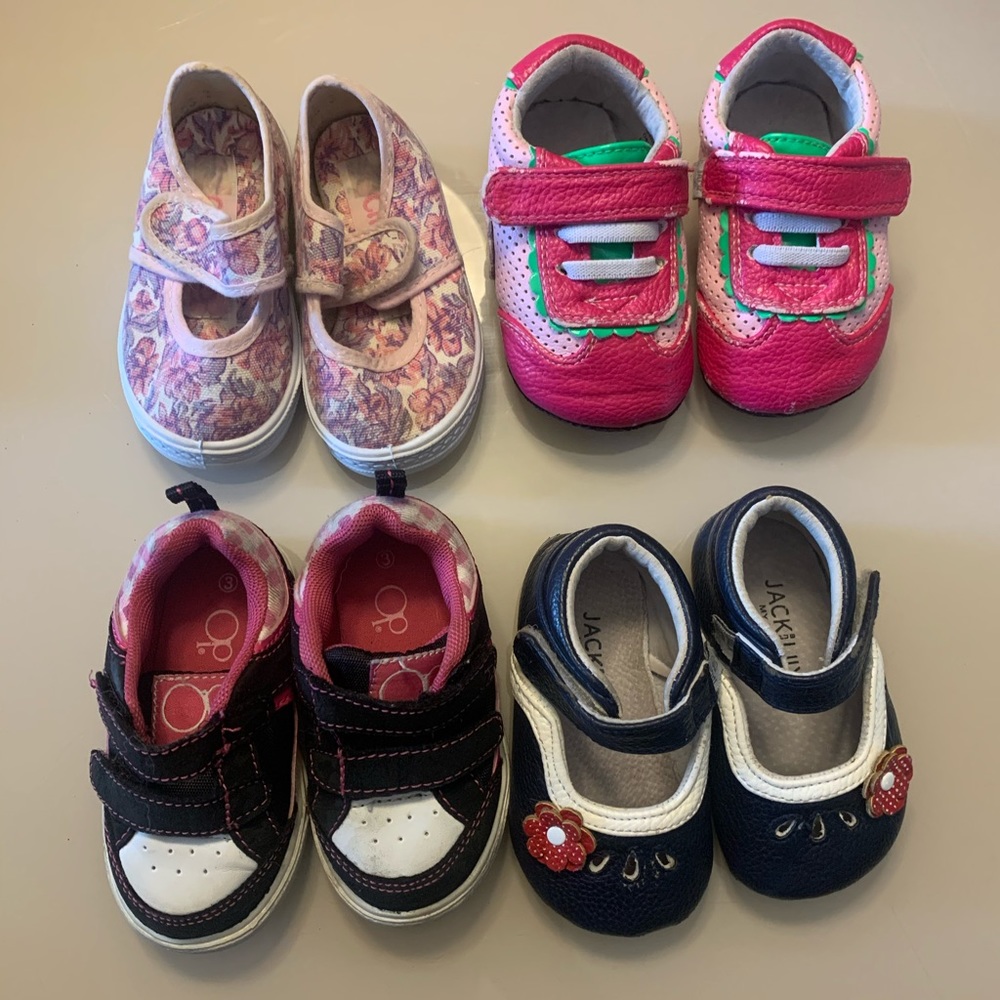 Baby girl shoes lot (4 pairs) - size 3